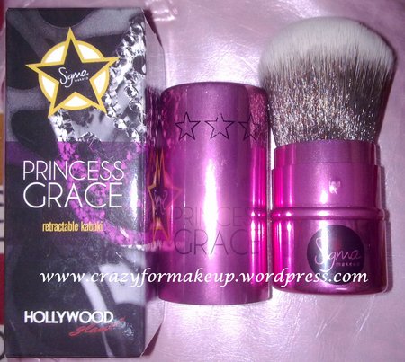 Sigma Makeup Brushes on Sigma Hollywood Glamour Retractable Kabuki Brush   Princess Grace In